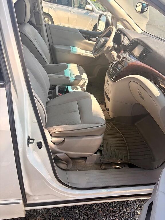 2015 NISSAN Quest