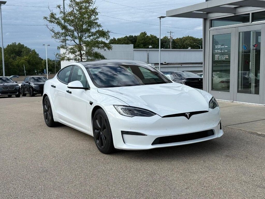 2022 TESLA Model S