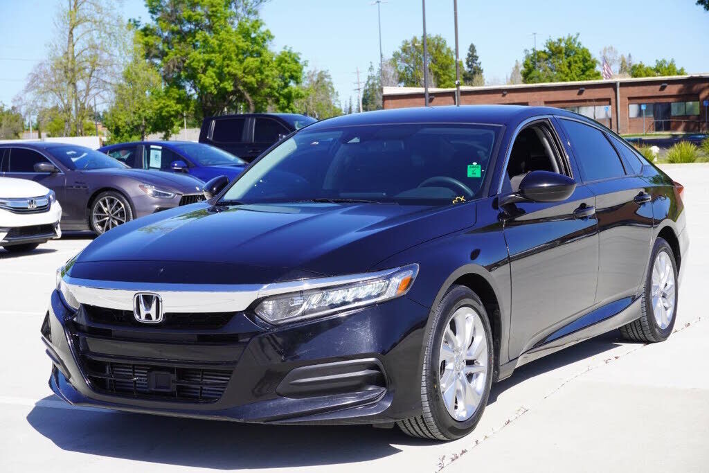 2018 HONDA Accord