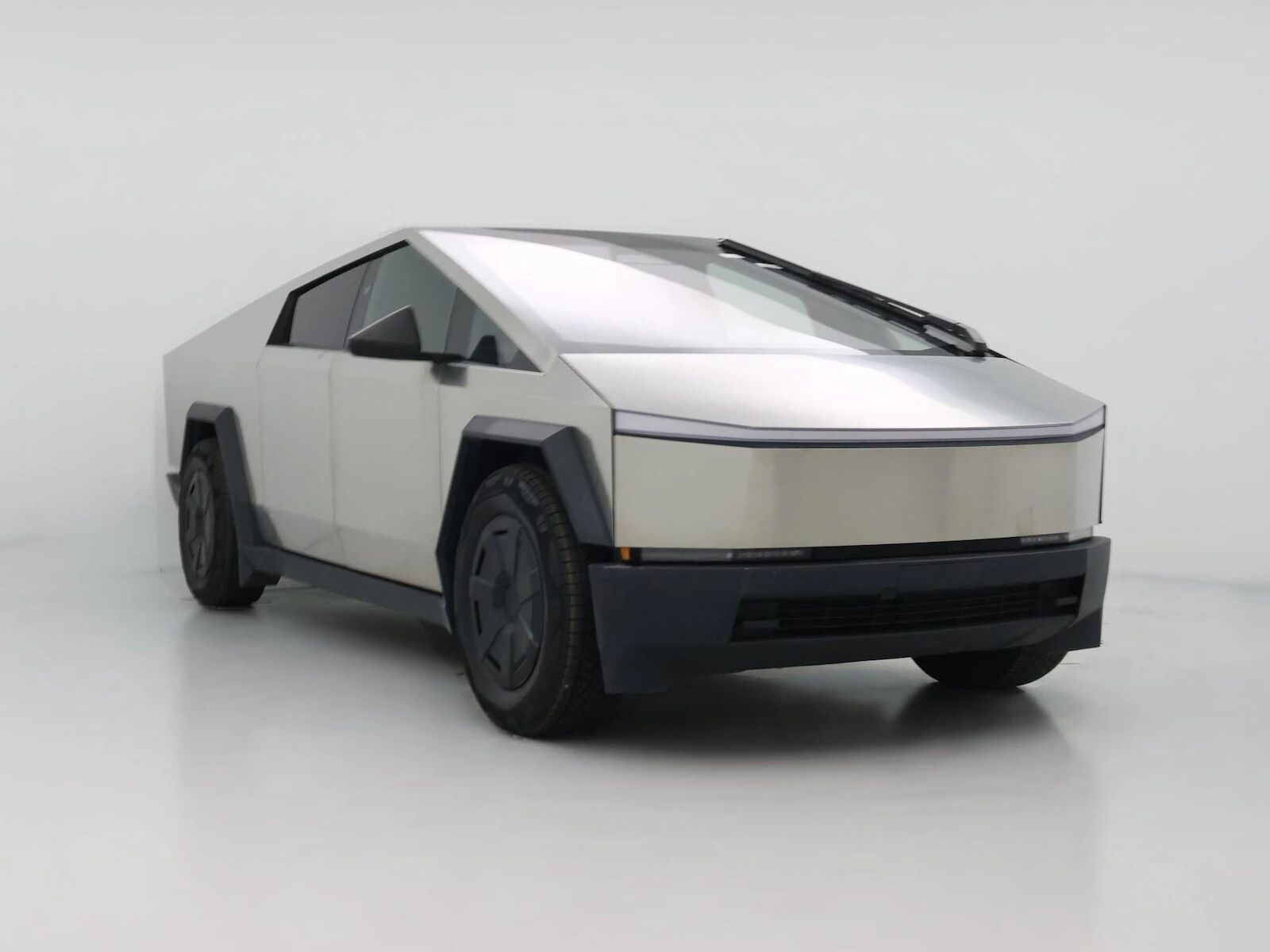 2025 TESLA Cybertruck