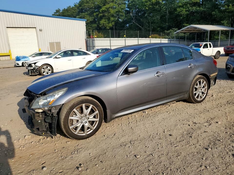 2010 INFINITI G37