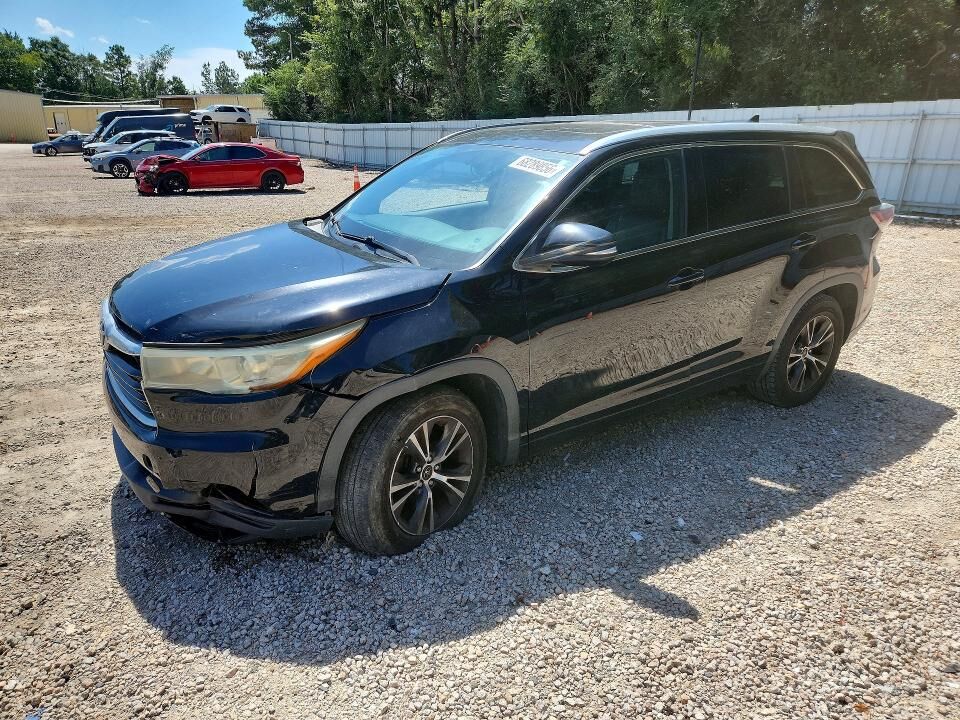 2016 TOYOTA Highlander