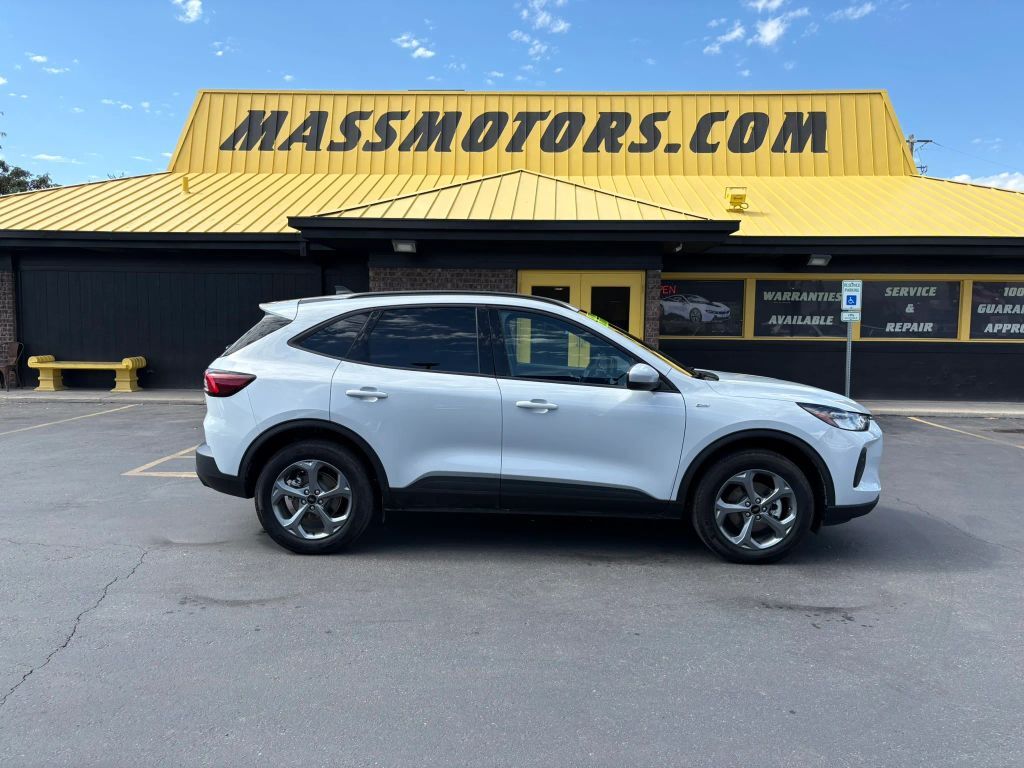 2025 FORD Escape