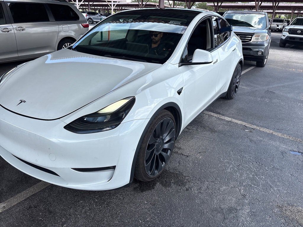 2022 TESLA Model Y