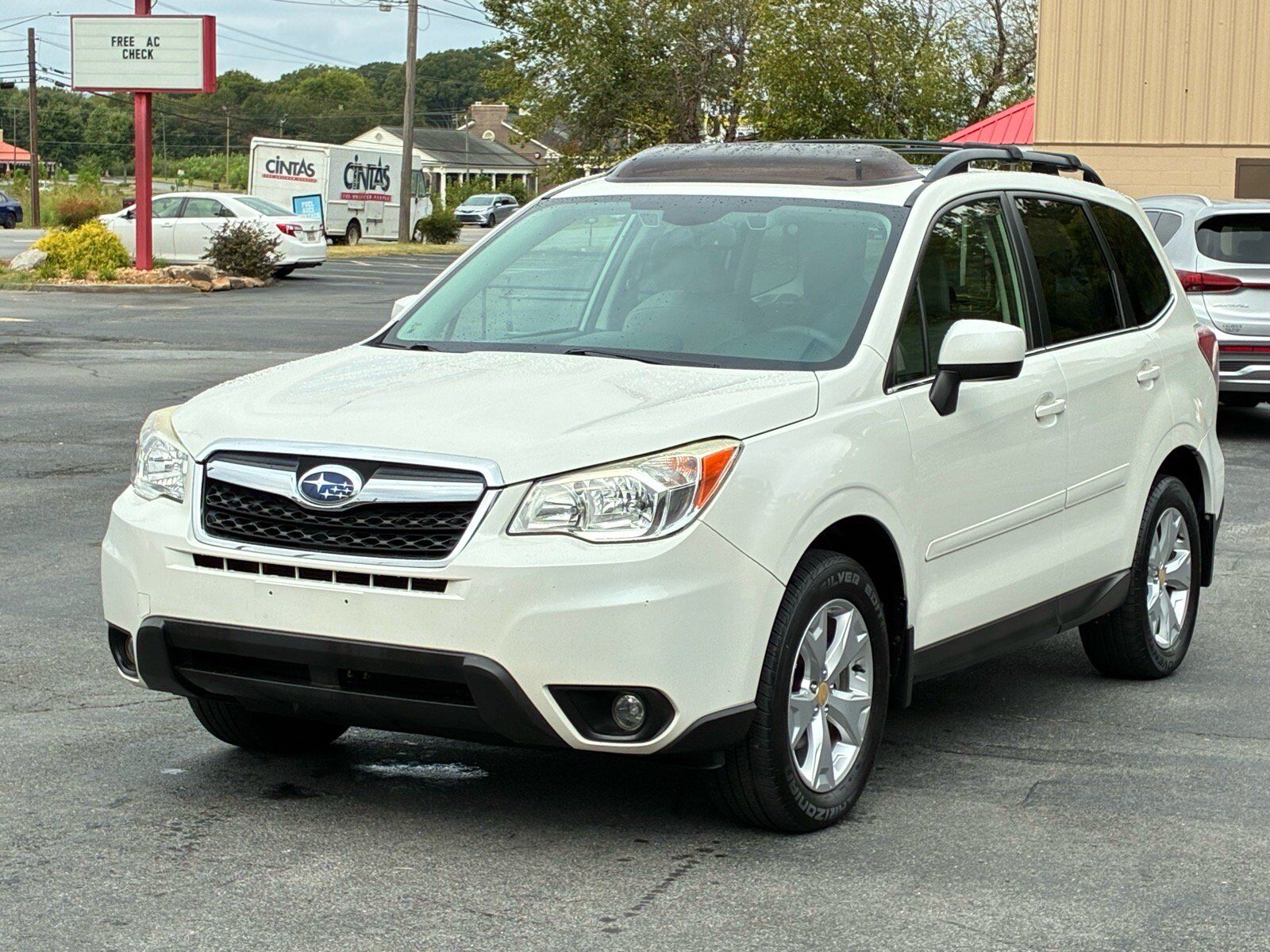 2016 SUBARU Forester