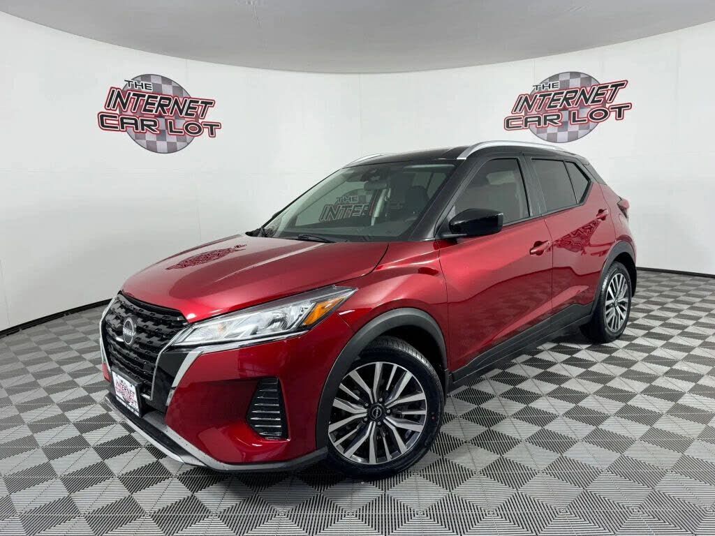 2023 NISSAN Kicks