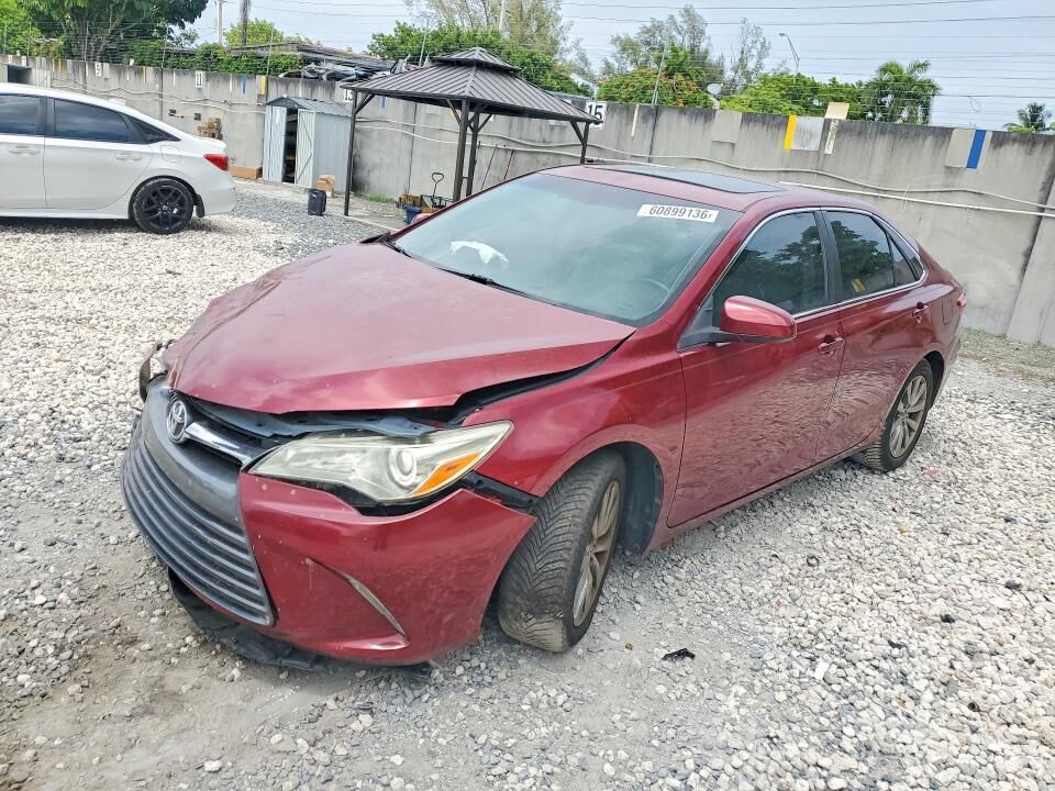 2017 TOYOTA Camry