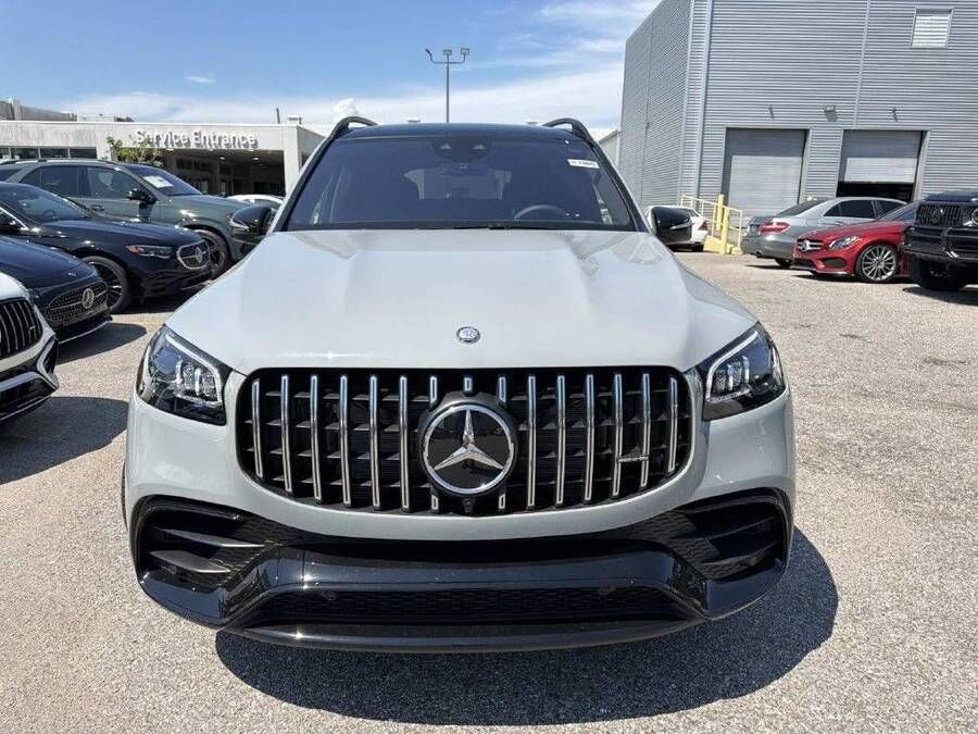 2026 MERCEDES-BENZ GLS-Class