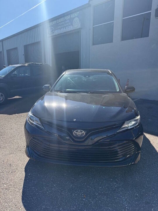 2018 TOYOTA Camry