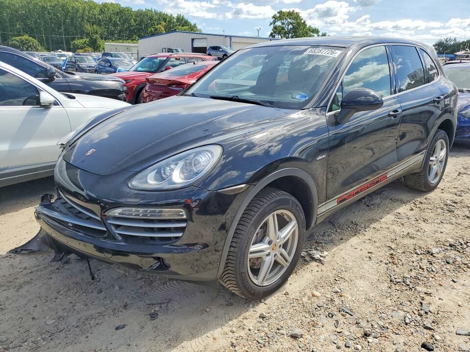 2014 PORSCHE Cayenne