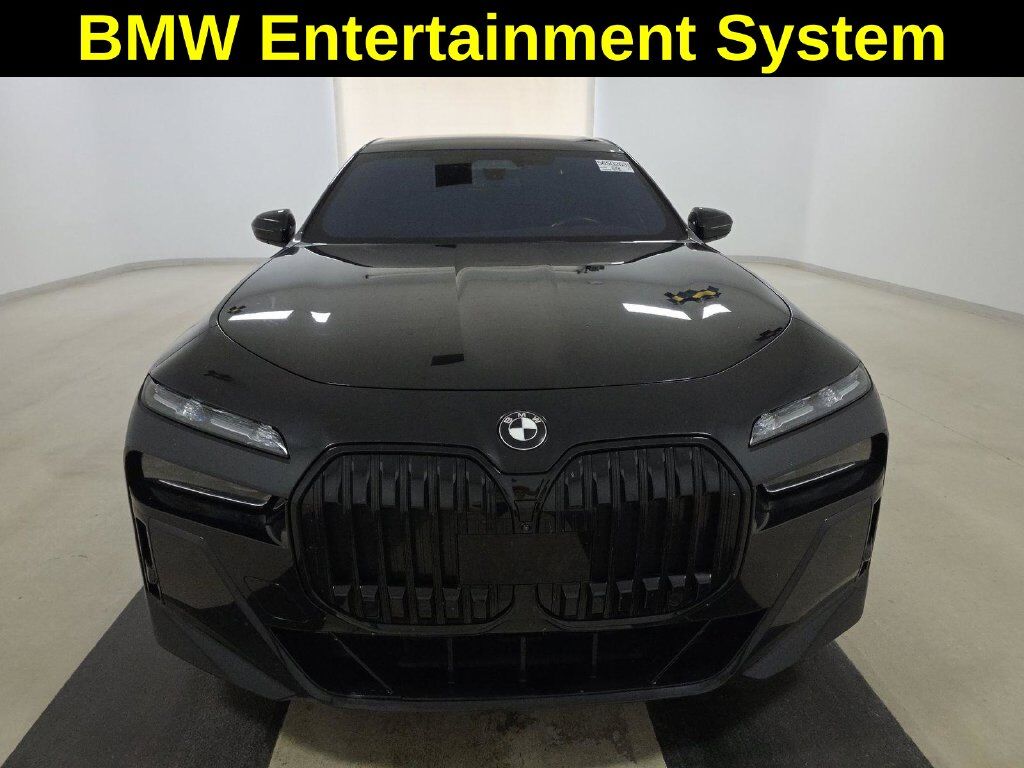 2023 BMW 760i
