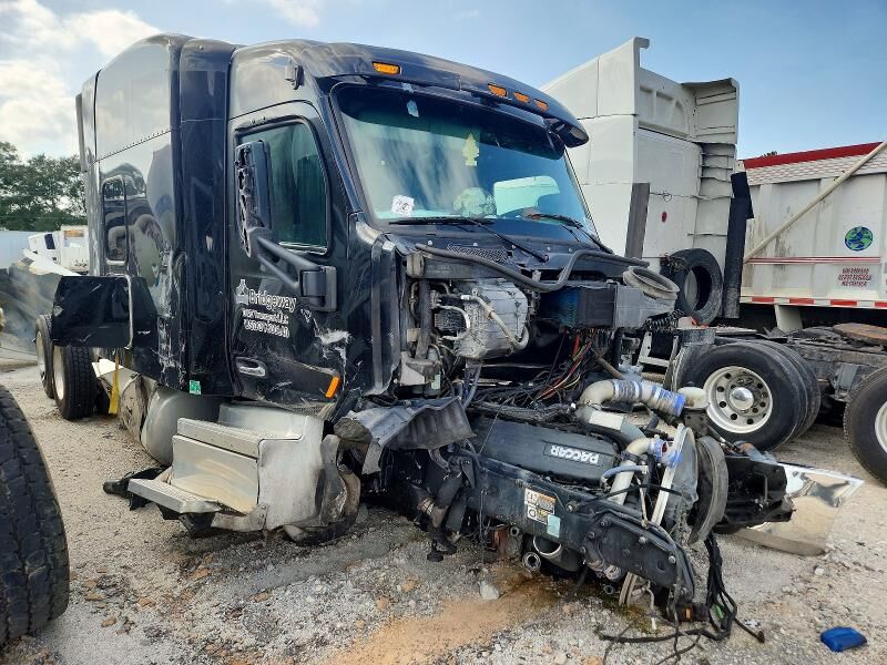 2021 PETERBILT 579