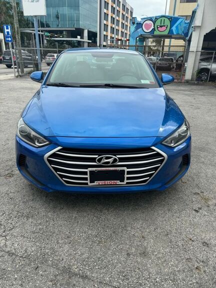 2018 HYUNDAI Elantra