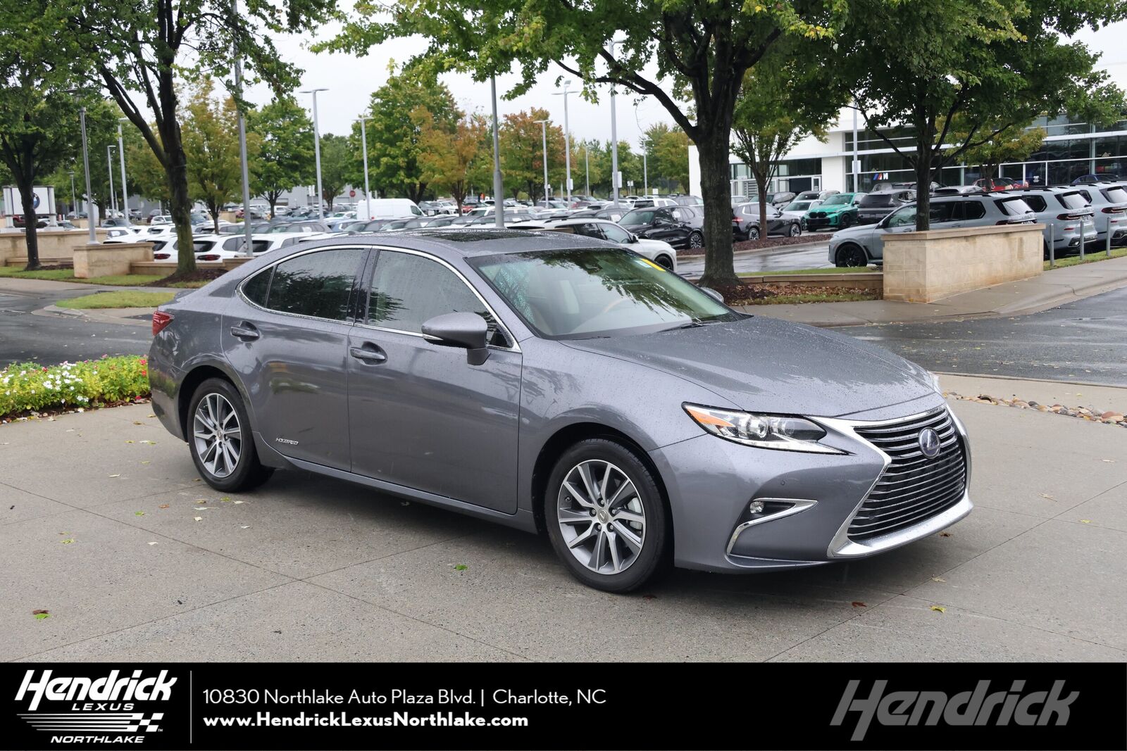 2016 LEXUS ES