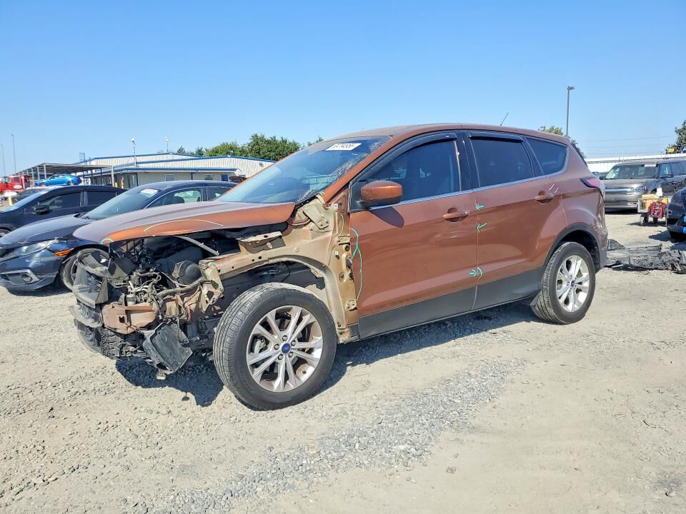 2017 FORD Escape
