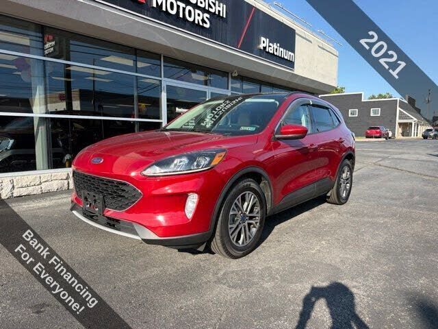 2021 FORD Escape