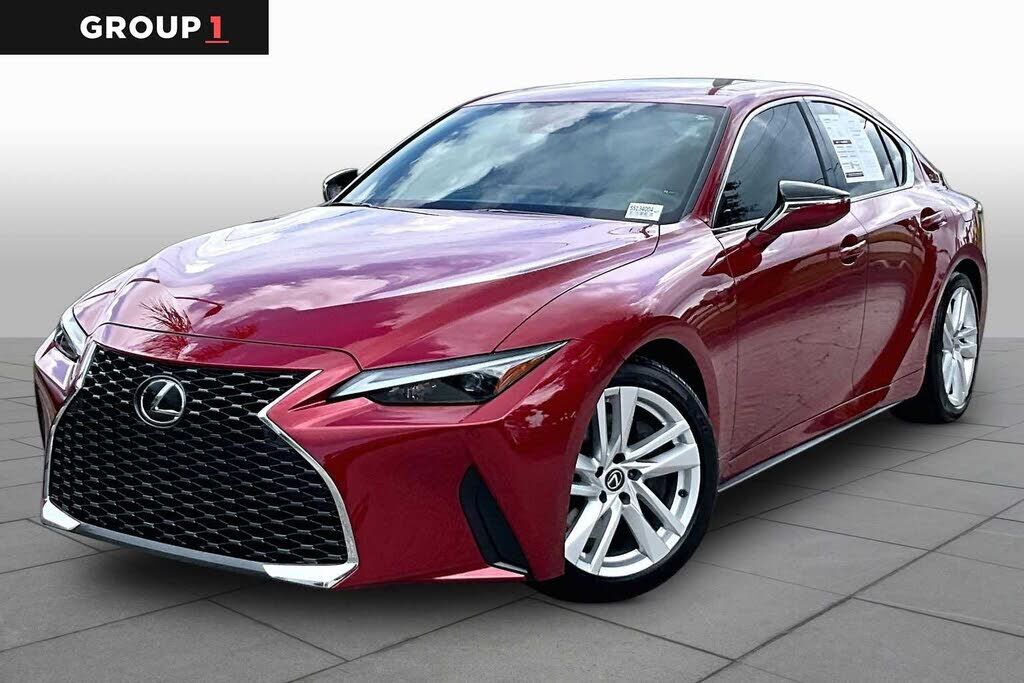 2025 LEXUS IS