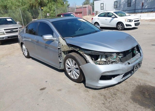 2017 HONDA Accord