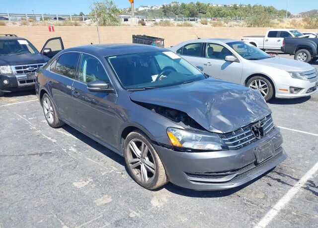 2015 VOLKSWAGEN Passat