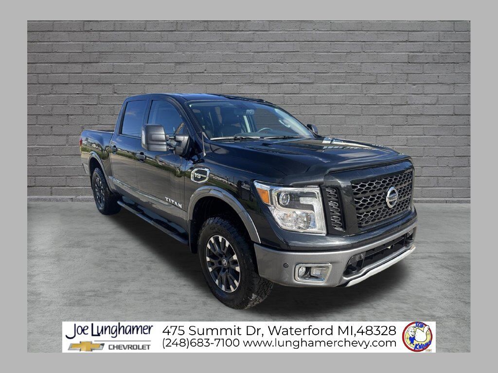 2017 NISSAN Titan