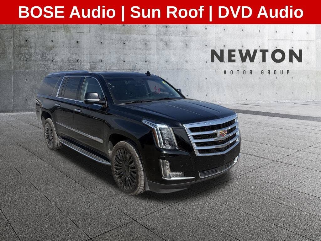 2017 CADILLAC Escalade ESV
