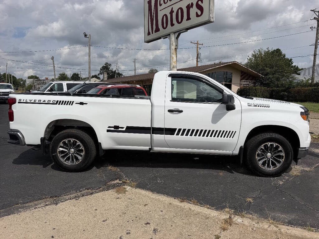 2024 CHEVROLET Silverado