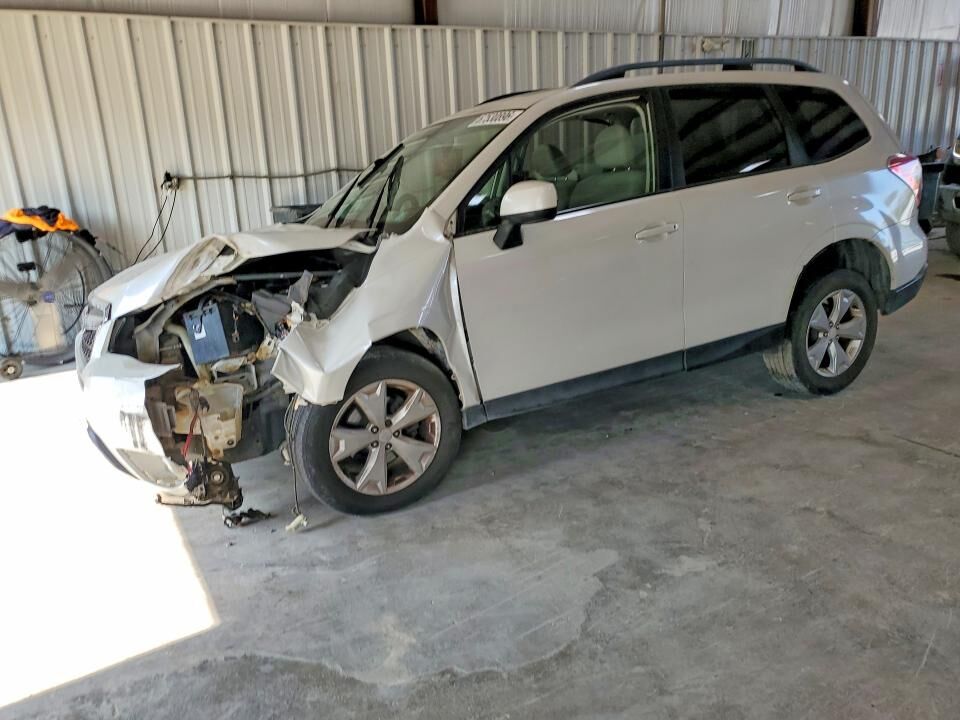 2014 SUBARU Forester