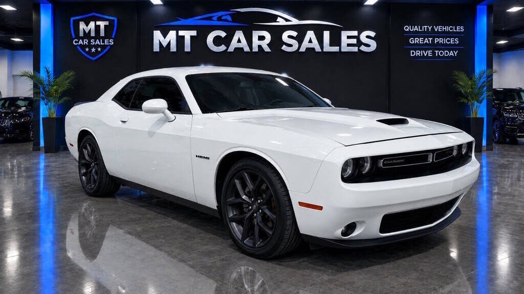 2022 DODGE Challenger