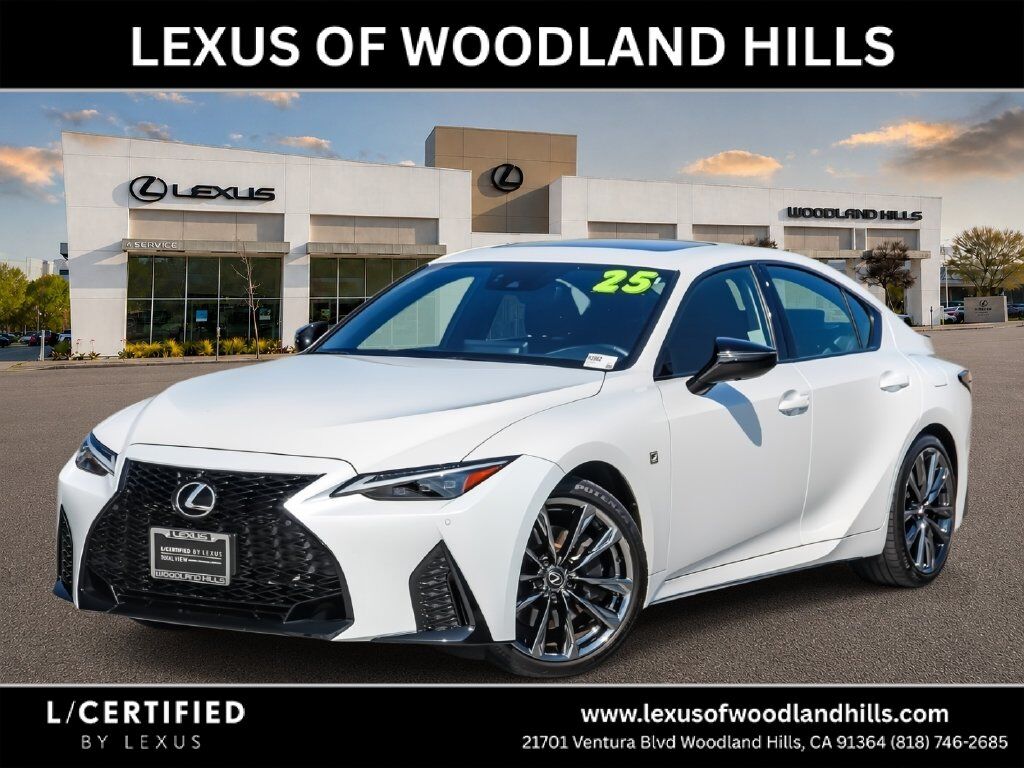 2025 LEXUS IS