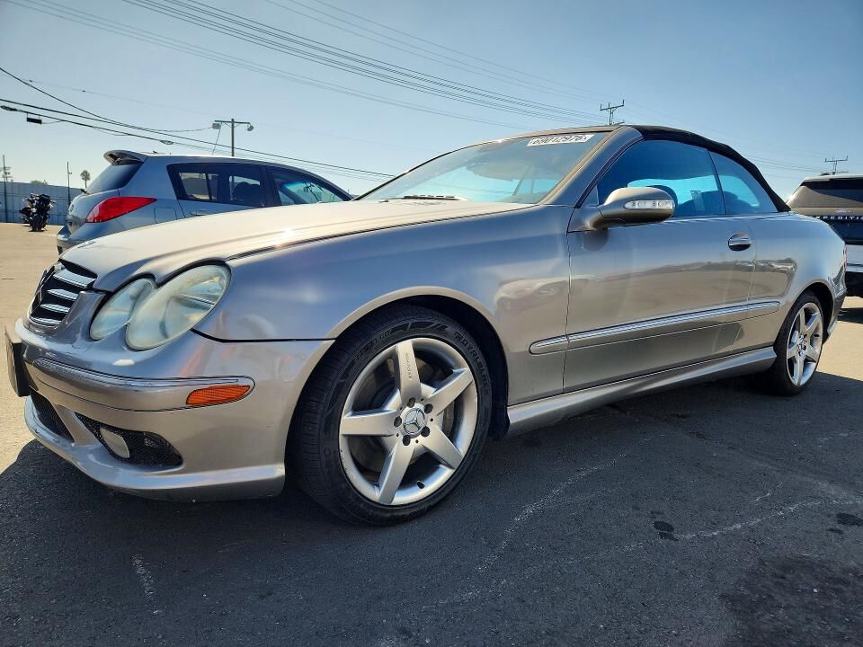 2005 MERCEDES-BENZ CLK-Class