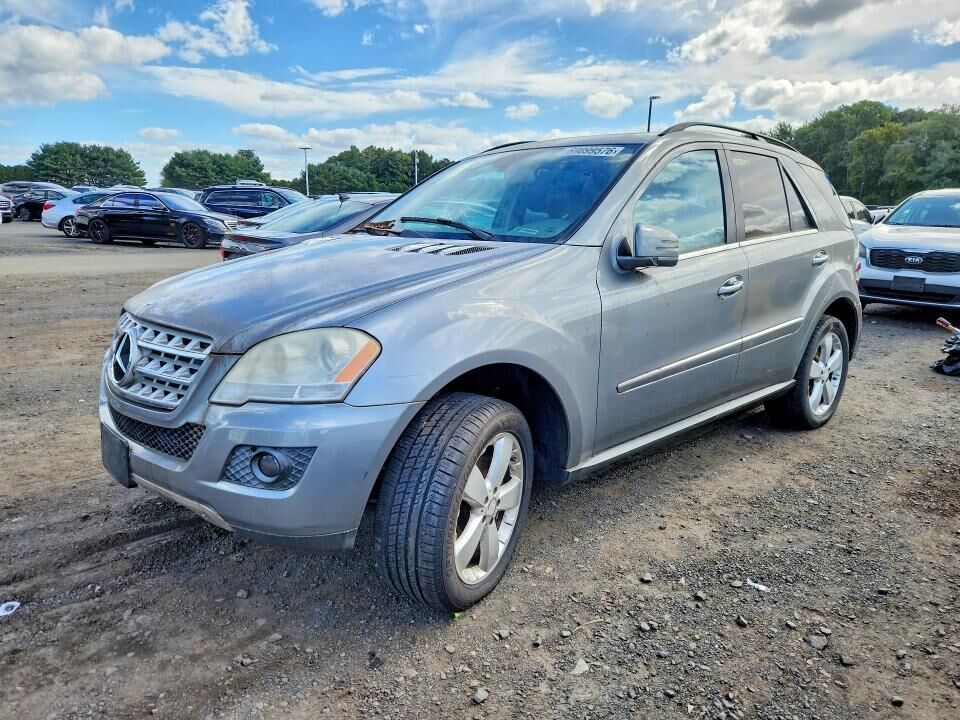 2011 MERCEDES-BENZ M-Class