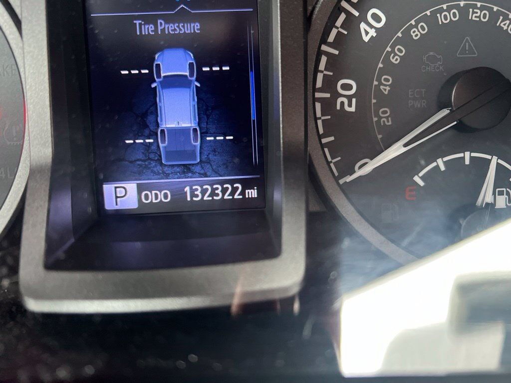 2019 TOYOTA Tacoma