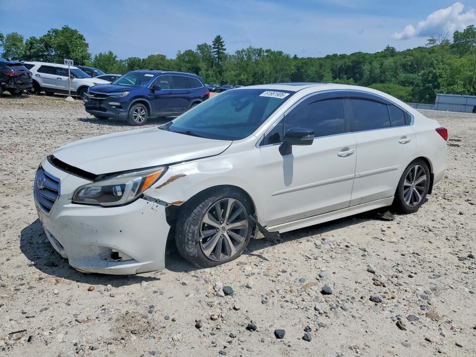 2017 SUBARU Legacy