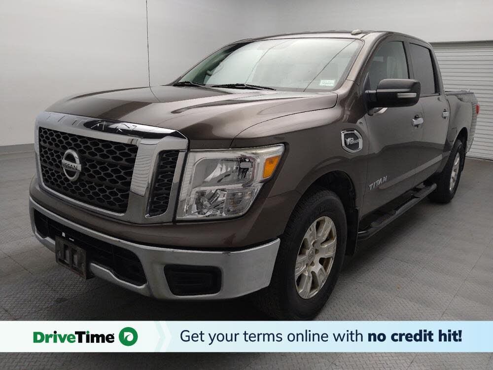2017 NISSAN Titan