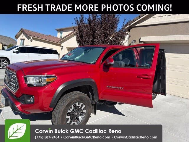 2019 TOYOTA Tacoma