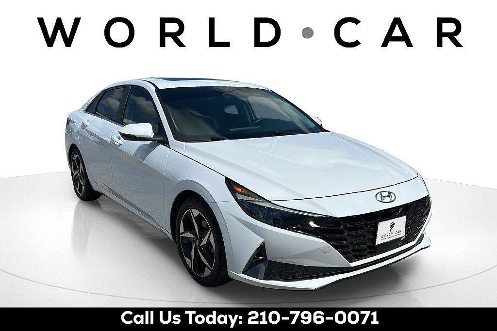 2023 HYUNDAI Elantra