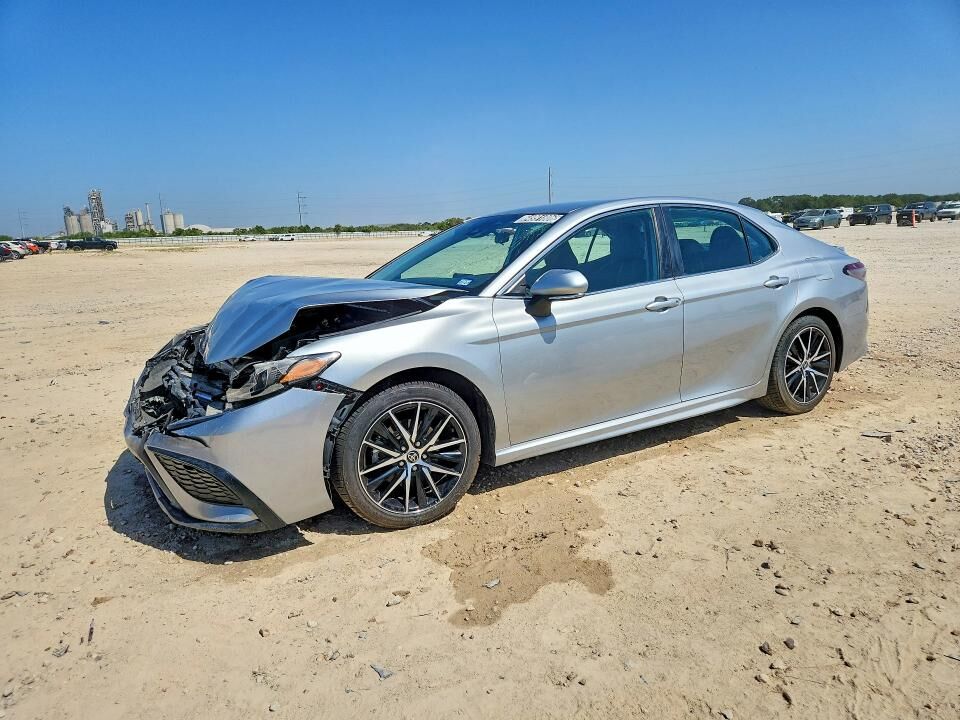 2023 TOYOTA Camry