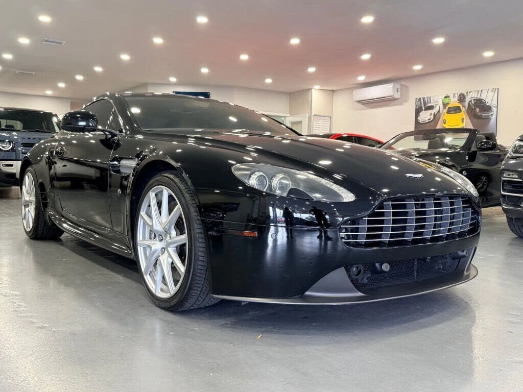2012 ASTON MARTIN V8 Vantage