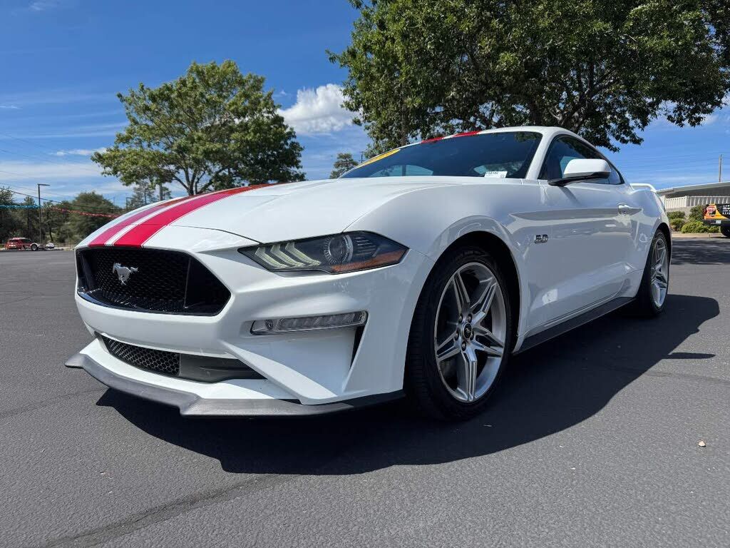 2019 FORD Mustang