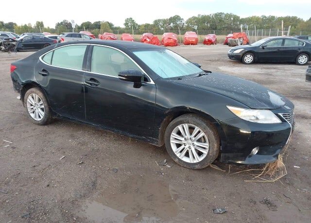 2014 LEXUS ES