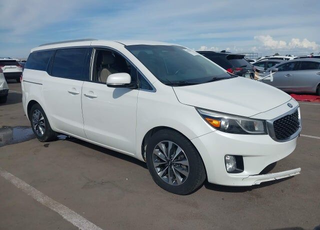 2015 KIA Sedona