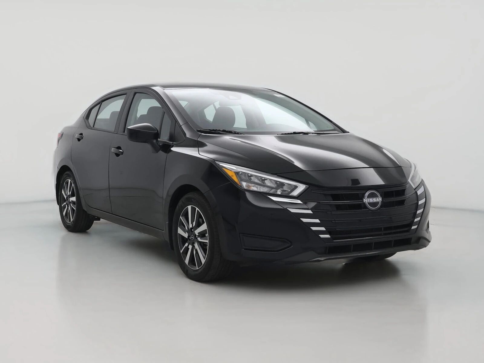2025 NISSAN Versa