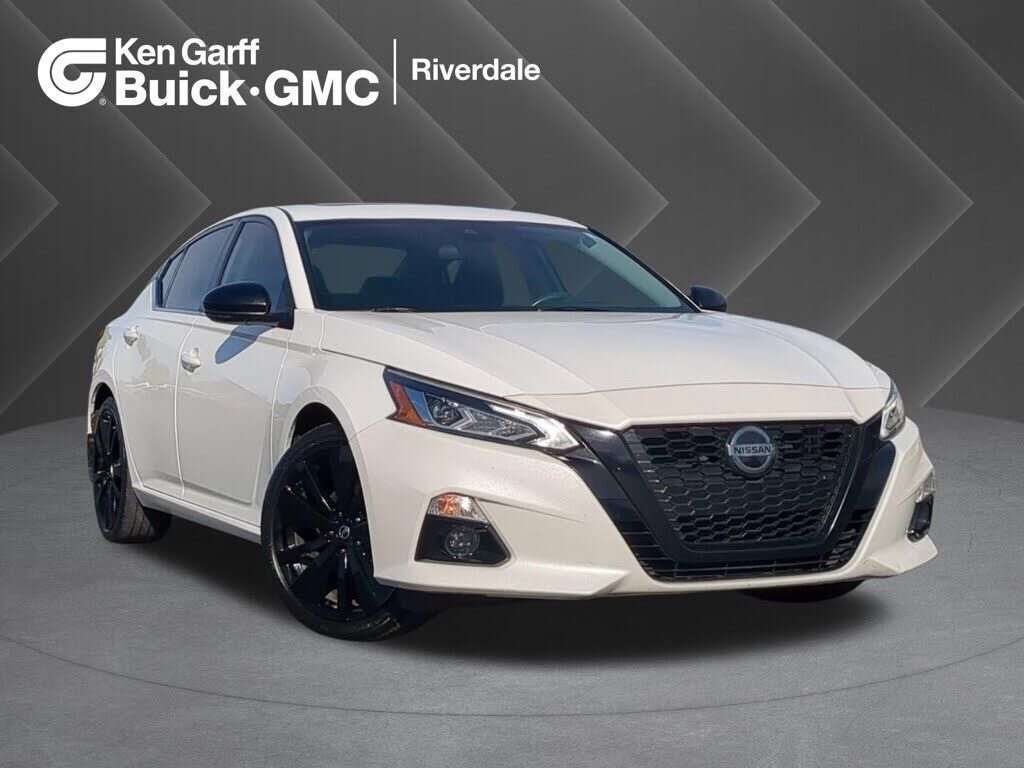 2022 NISSAN Altima