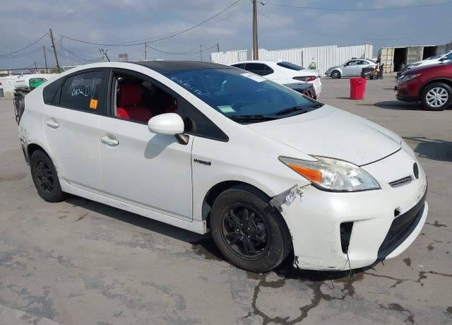 2015 TOYOTA PRIUS