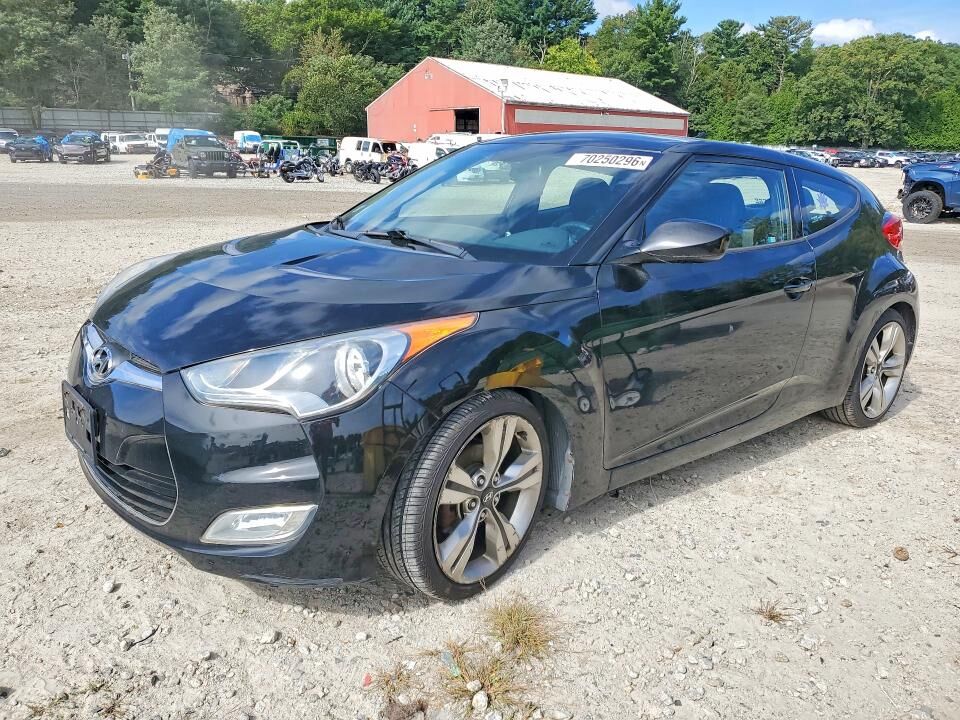 2013 HYUNDAI Veloster