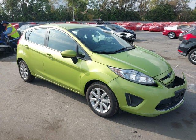 2011 FORD Fiesta