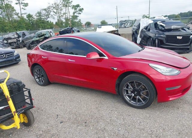 2020 TESLA Model 3