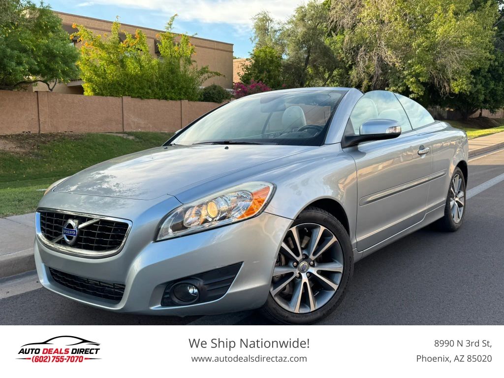 2011 VOLVO C70