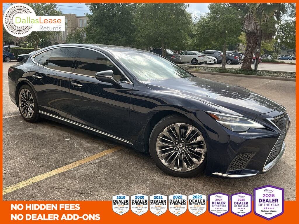 2022 LEXUS LS