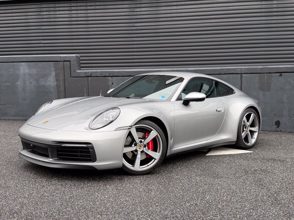 2024 PORSCHE 911